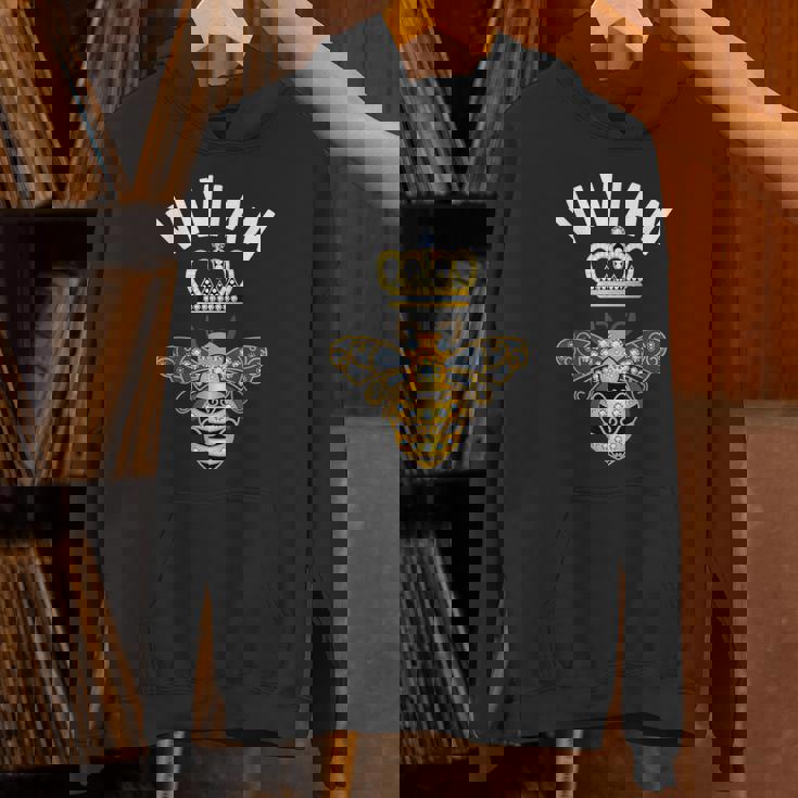 Vivian 名前ivian 誕生日 ギフト 女王 王冠 蜂 ヴィヴィアン パーカー