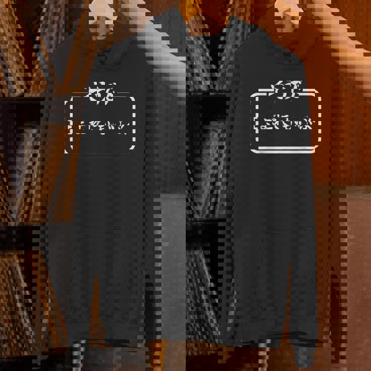 【そうび よごれてもいいふく】保育園 幼稚園 学校行事 文字 面白 ネタ 笑える 遊び心 ユーモア お笑い ウケ狙い パーカー