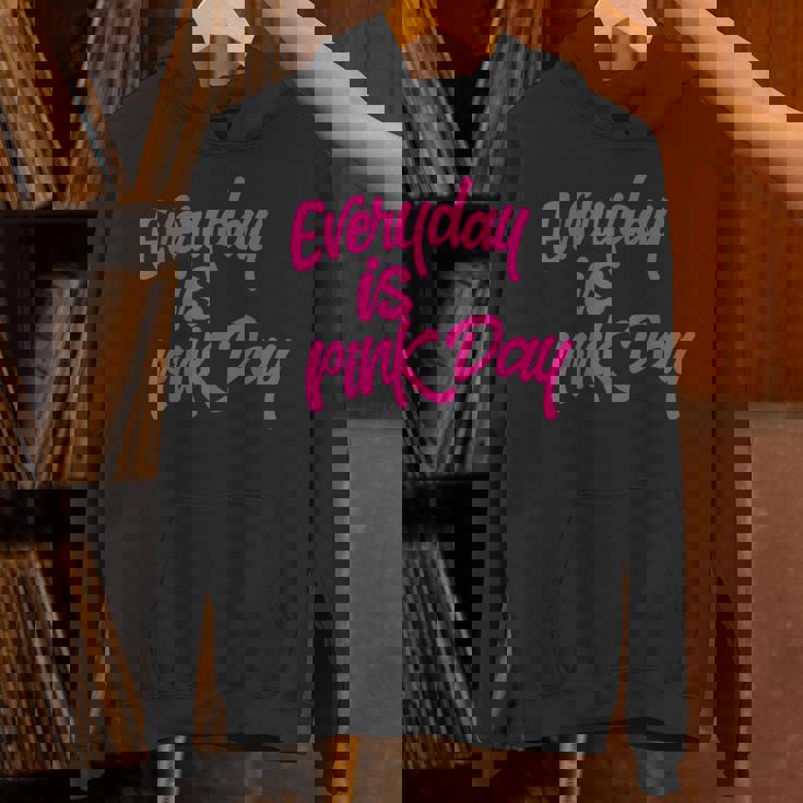 いじめ防止ピンクデイバディ Not A Bully End The Hate パーカー