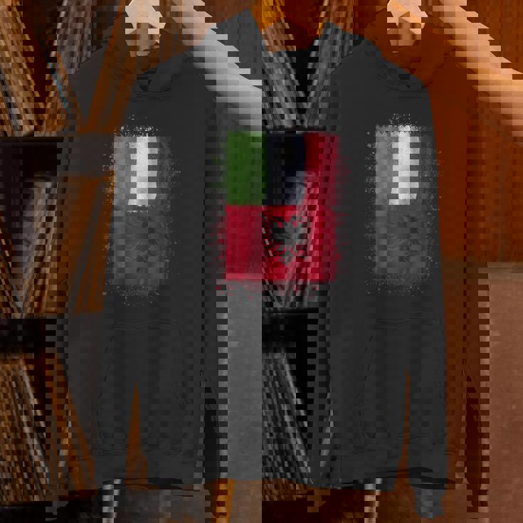 アルバニアのイタリアの愛-アルバニアとイタリア 長袖tシャツ パーカー