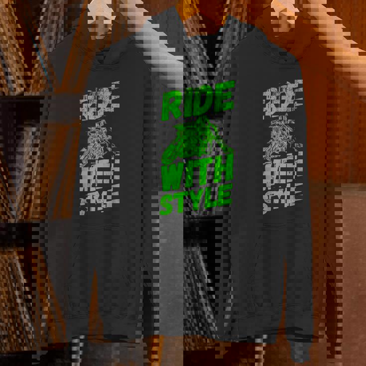 オートバイファンのためのスタイルヴィンテージ引用で乗る パーカー