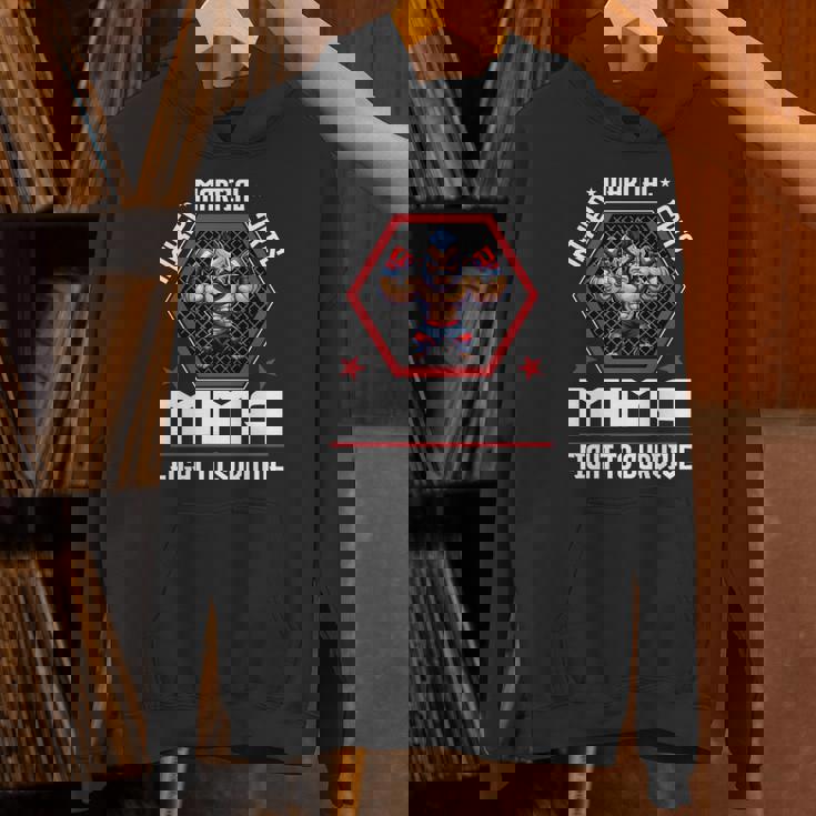 ケージファイティングで生き残るための総合格闘技mmaファイト 長袖tシャツ パーカー