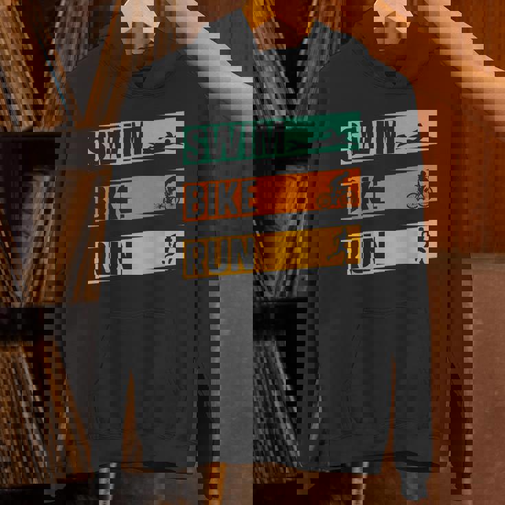 スイム・バイク・ラン トライアスロン選手 アスリート スポーツ トライアスロン パーカー