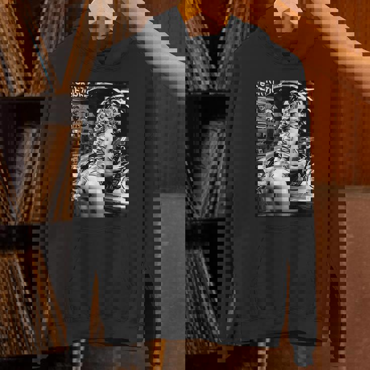 セクシーガールグラフィックtシャツ セクシーブロンドメカニックピンナップガールbw パーカー