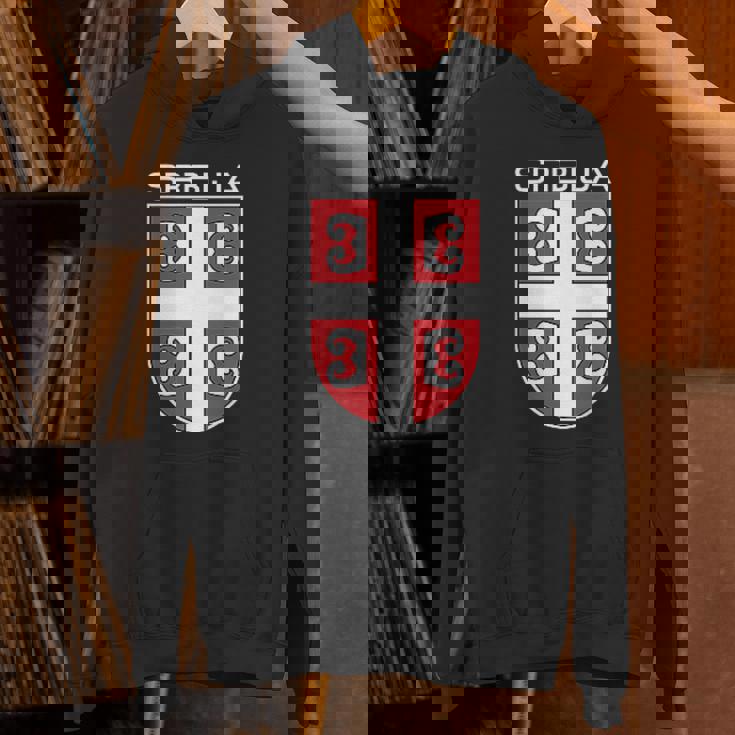 セルビアクロスシールドセルビアアーム。 パーカー