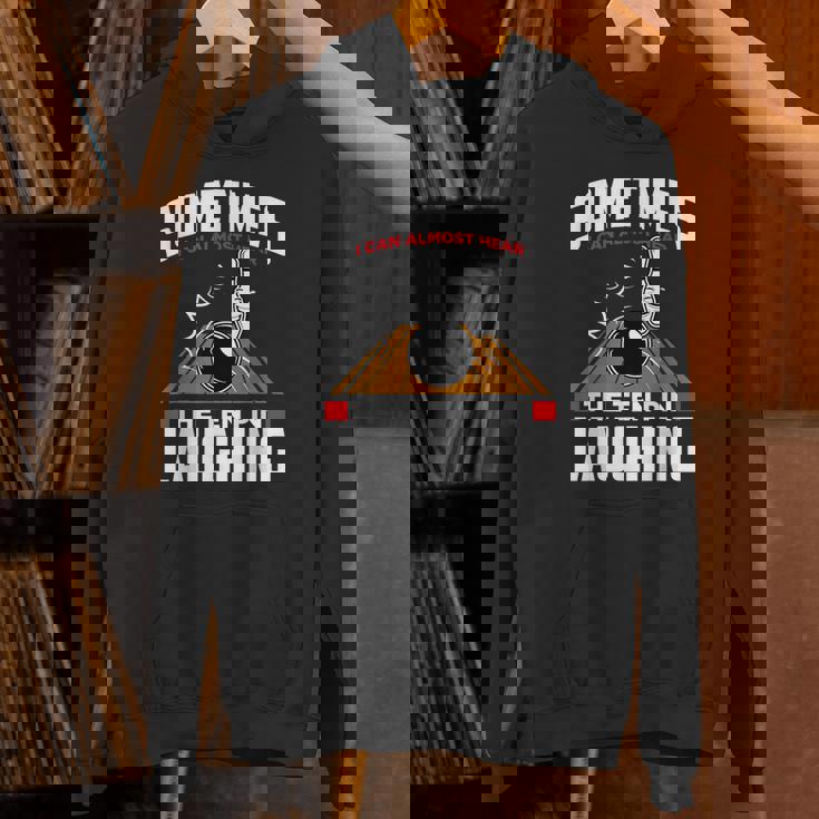 テンピンの笑い声を聞いてください-面白いボウラーとボウリング パーカー