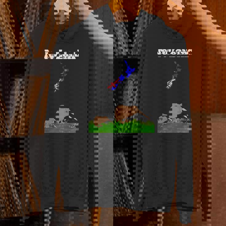 ニュージーランドのお土産キウイバードウォッチングニュージーランド地図 長袖tシャツ パーカー