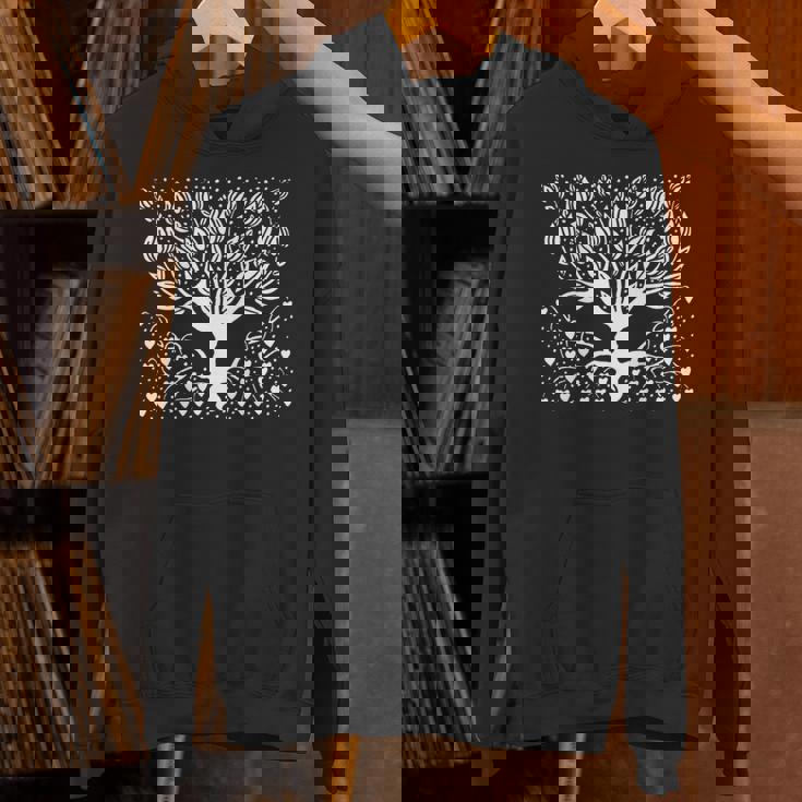 ビアズリーオーブリー作 マグノリアツリー 1895 長袖tシャツ パーカー