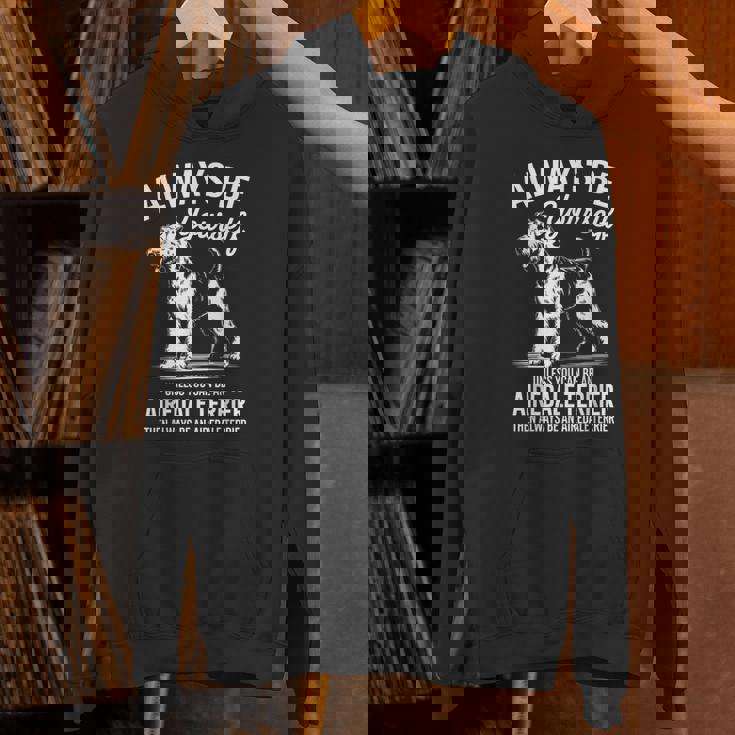 ベイ・アン・エアデール・テリア、ファニー・エアデール・テリア パーカー