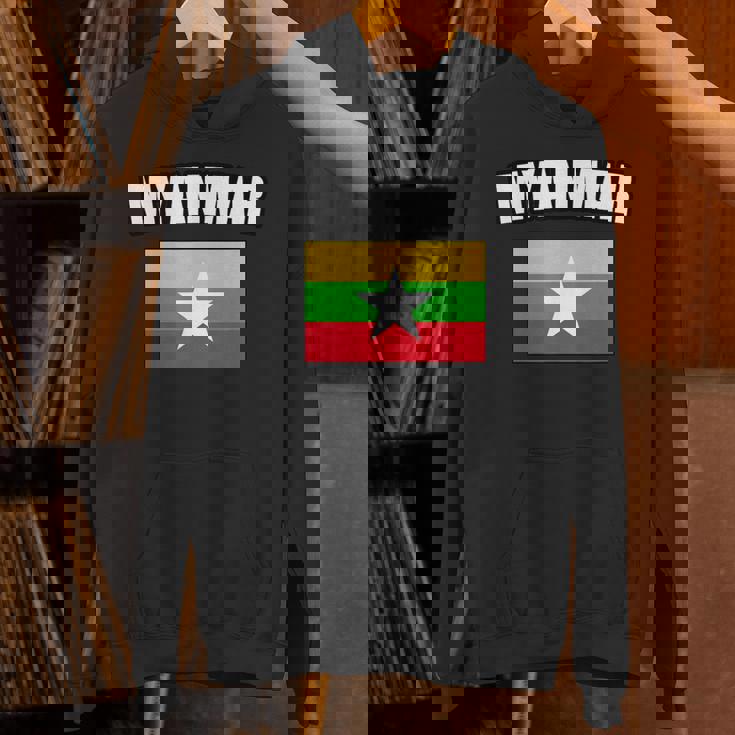 ミャンマー パーカー