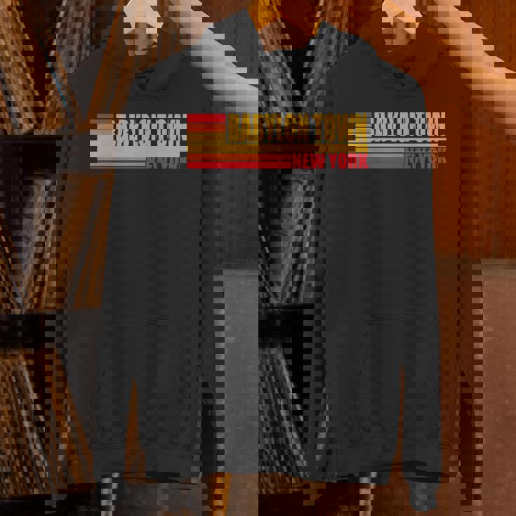 レッド レトロ ヴィンテージ バビロン タウン ニューヨーク州 Ny 長袖tシャツ パーカー