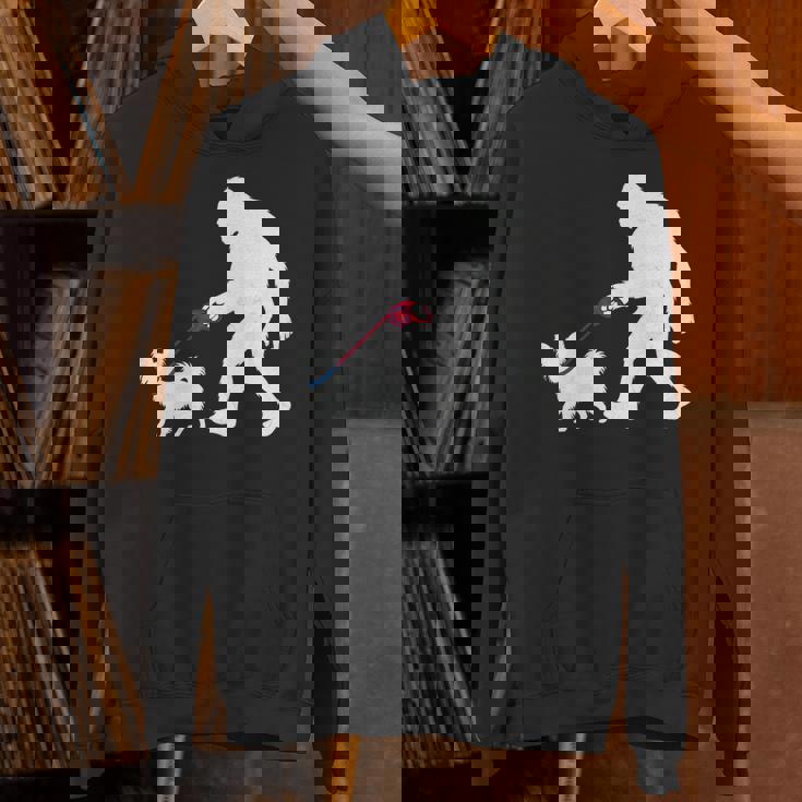 レトロ ビッグフット ウォーキング パピヨン 犬 面白い サスカッチ 長袖tシャツ パーカー