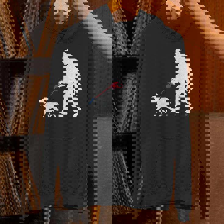 レトロ ビッグフット ウォーキング ブルマスティフ 犬 面白い サスカッチ 長袖tシャツ パーカー