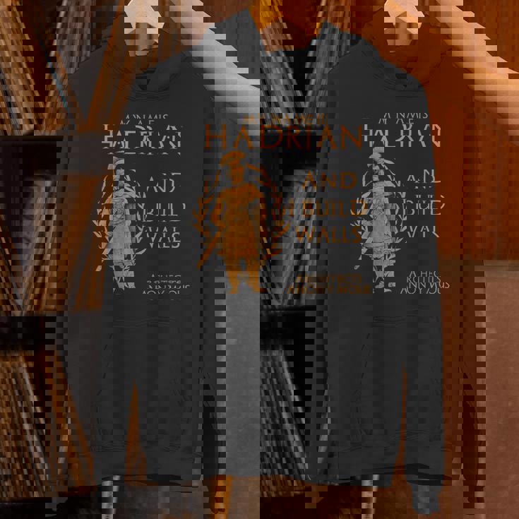 古代ローマ 皇帝ハドリアヌス 建築家 匿名 面白い パーカー