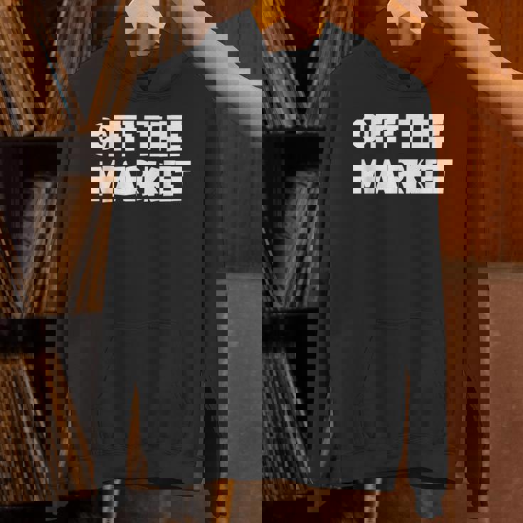 婚約者や既婚者のためのオフザマーケットtシャツ パーカー