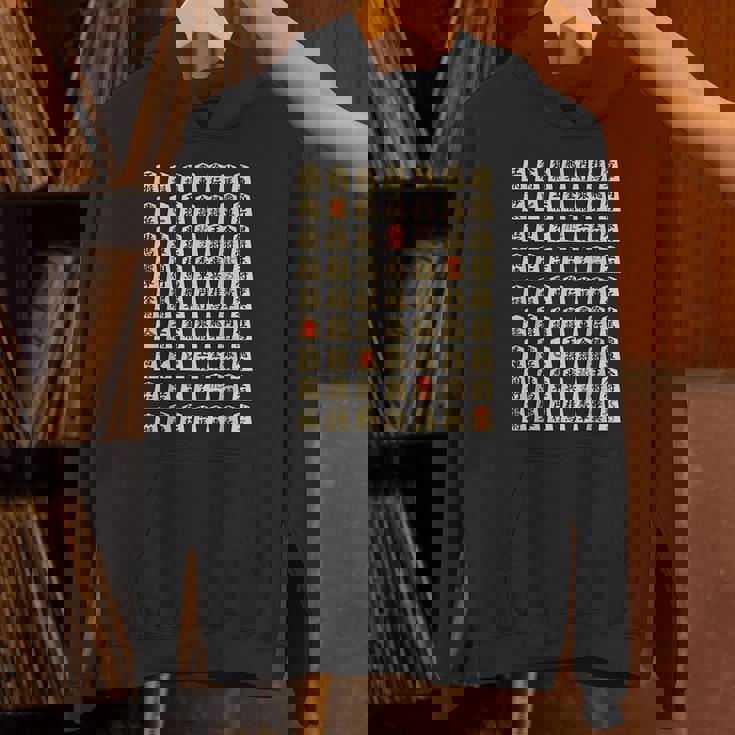 将棋【モノグラム 総柄】全駒（王将 金銀 飛車 角行 香車 桂馬 歩兵 と金）将棋部 棋士【部活】プレゼント 面白い パーカー