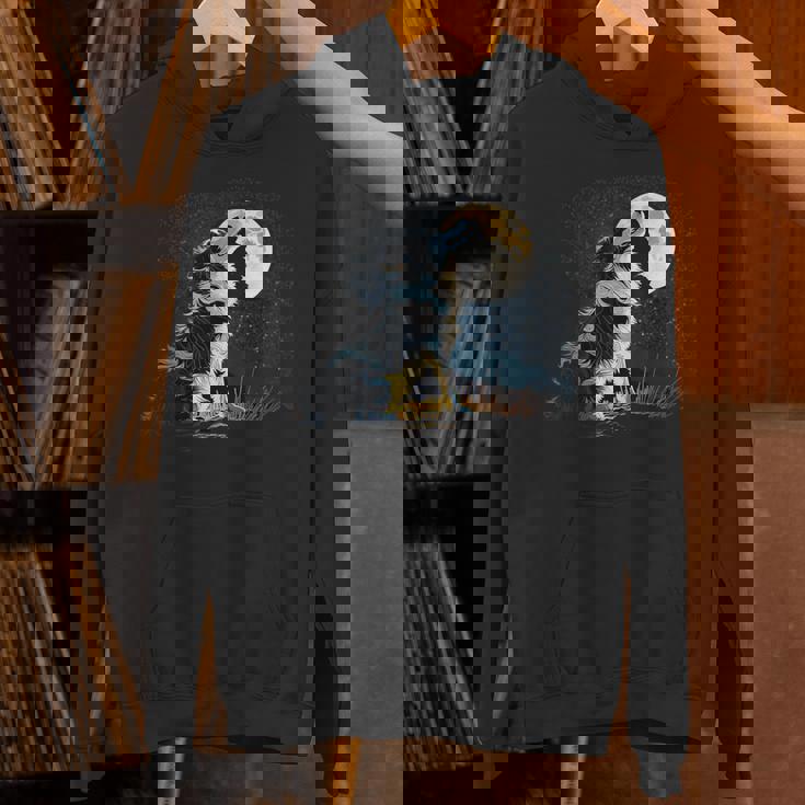 月に吠える美しいボーダーコリー犬 パーカー