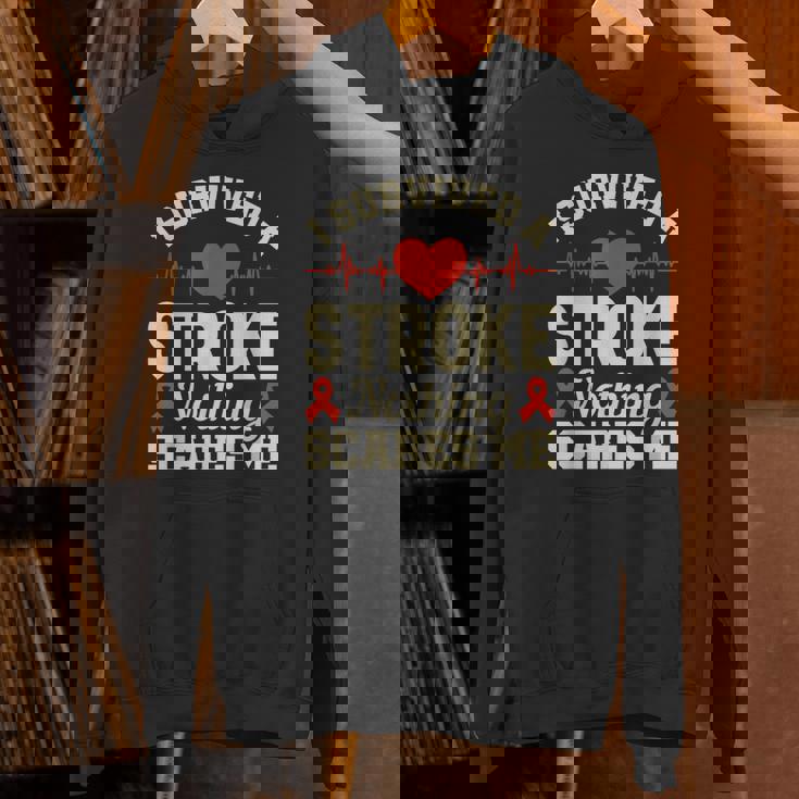 私は脳卒中を生き延びました何も私を怖がらせません-脳卒中の認識 パーカー