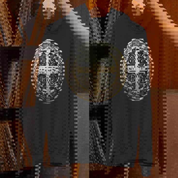 聖ベネディクトメダル 聖ベネディクトクロス カトリック クリスチャン パーカー