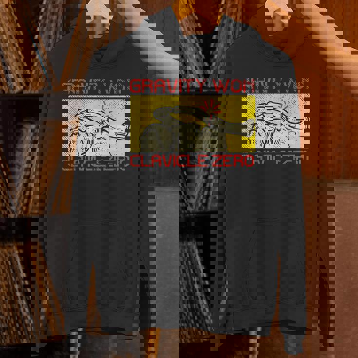 骨折 鎖骨 パーカー