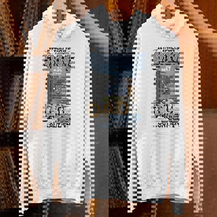 Gaming And Dad Jokes 面白い レトロ ゲーマー 父 しゃれ パーカー