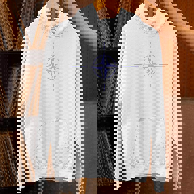 Nato旗トレンドデザイン パーカー