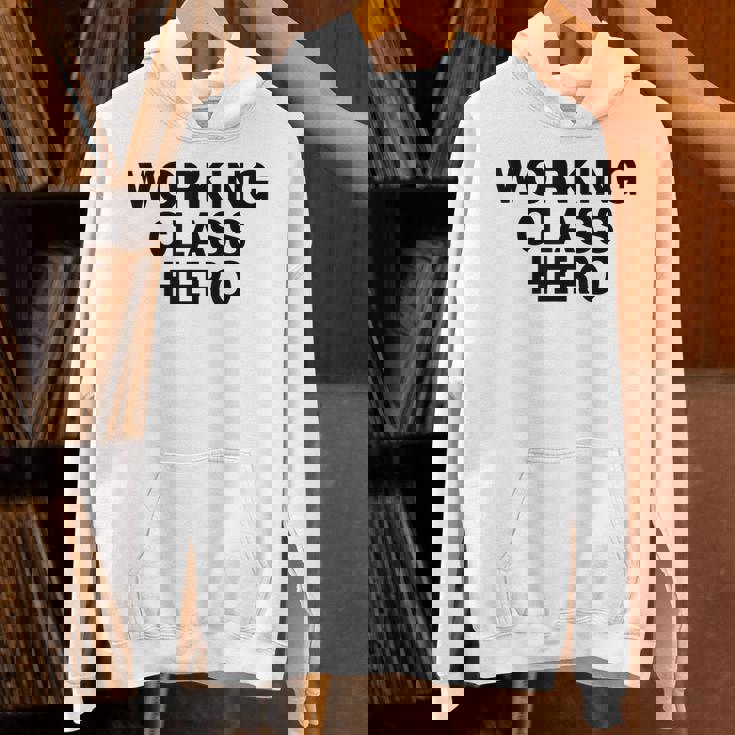 ジョン・ロック平和活動家が着用したワーキングクラスヒーロー。 パーカー