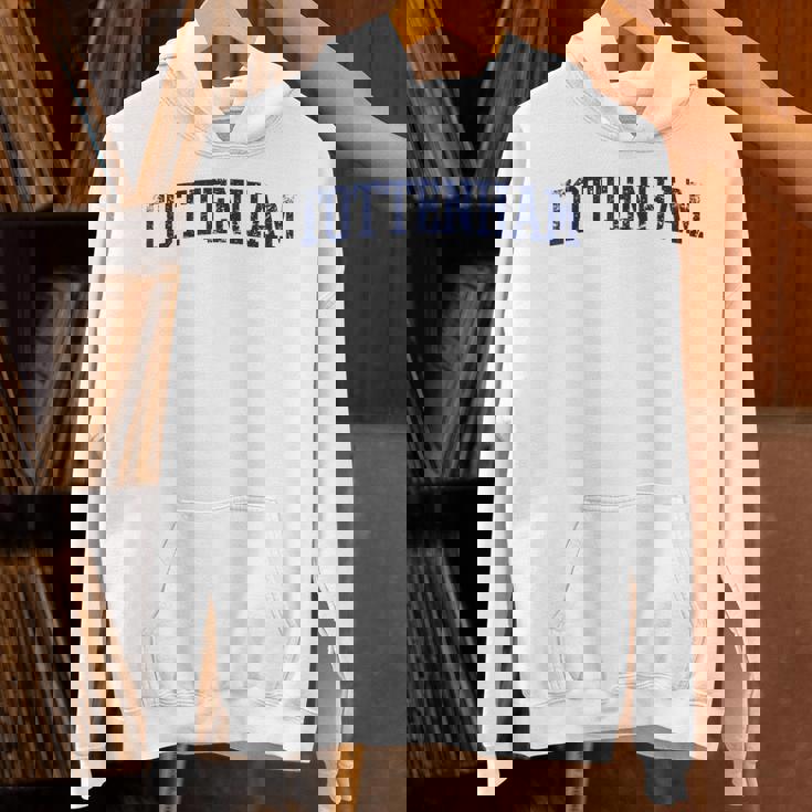 トッテナム N ロンドン スローバックデザイン ヴィンテージで着用されたクラシック パーカー