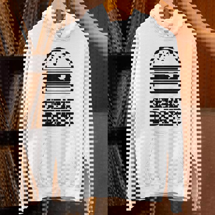 ファニージム チートデー ハンバーガー キャブ フード パーカー