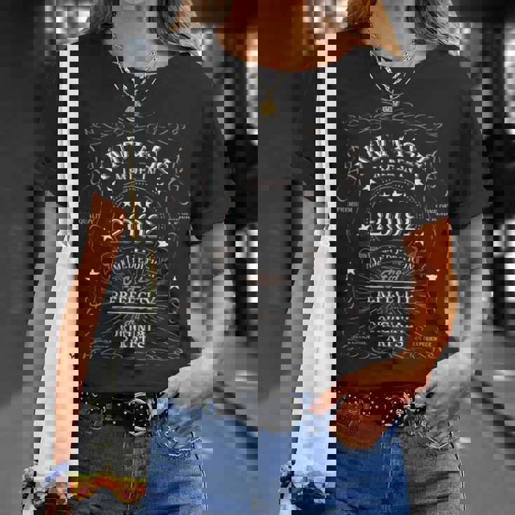 24 歳の誕生日レトロ限定版男性女性ヴィンテージ 2002 Tシャツ 彼女への贈り物