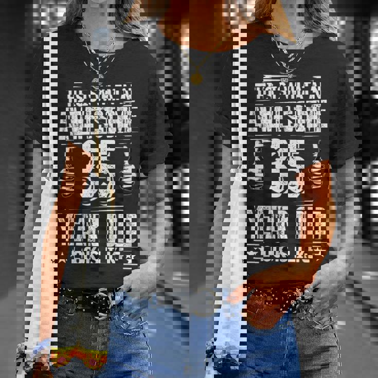 35歳の誕生日プレゼントは私に35年かかりました 良い 面白い 35歳 Tシャツ 彼女への贈り物