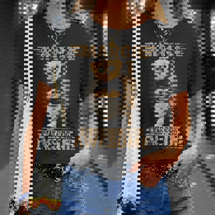 3月95歳の誕生日 男性 女性 1931年 素晴らしいテディベア Tシャツ 彼女への贈り物