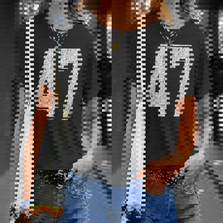 47 ジャージユニフォーム バーシティ スポーツ番号 47歳の誕生日 Tシャツ 彼女への贈り物