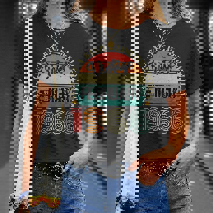 58歳 ヴィンテージ 1966年2月 58歳の誕生日 レトロ 長袖tシャツ Tシャツ 彼女への贈り物