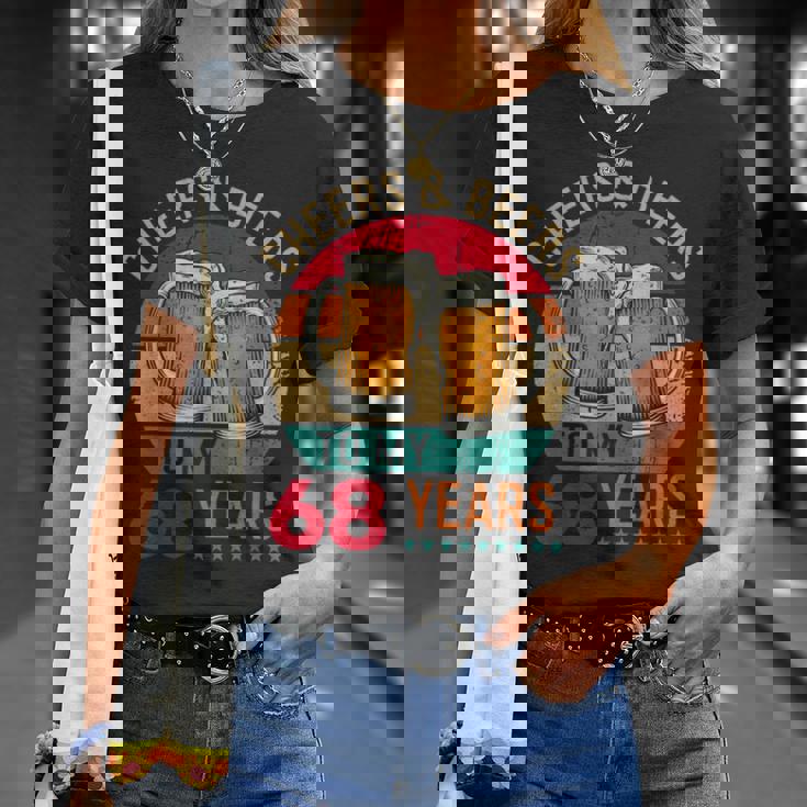 Cheers & Beers To 68 Years 68 Birthday 68Th Bday Men Tシャツ 彼女への贈り物