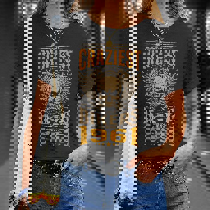The Craziest Bikers Are Born 1961 Motorcycle 62Th Birthday Tシャツ 彼女への贈り物