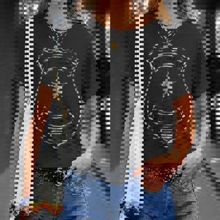 Distressed Defend The Police バッジ 1103 Tシャツ 彼女への贈り物