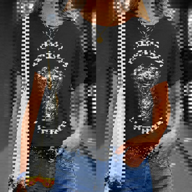 I Don't Get Older I Upgrade – Motorcycle Engine Graphic Tシャツ 彼女への贈り物