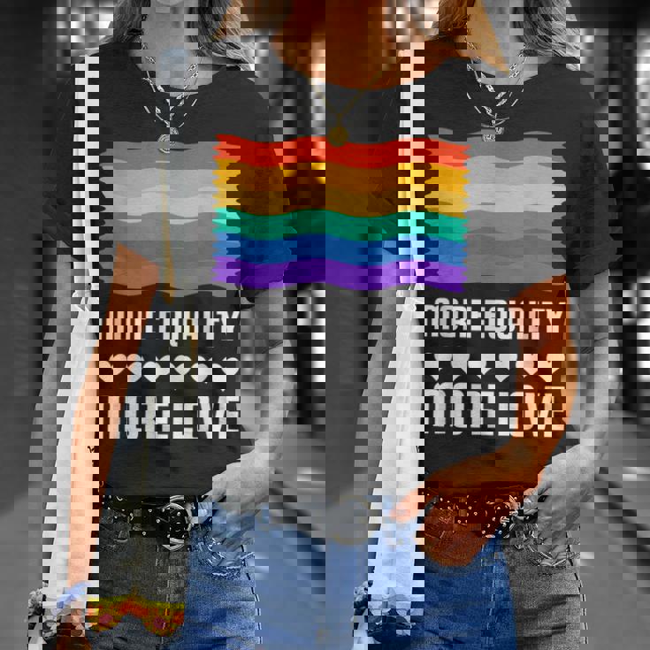 Lgbt More Equality More Lovetシャツ Lgbtq ゲイ レズビアン Lgbt Tシャツ 彼女への贈り物