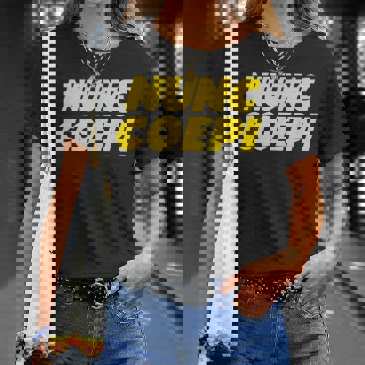 Nunc Coepi Now I Begin Tシャツ 彼女への贈り物