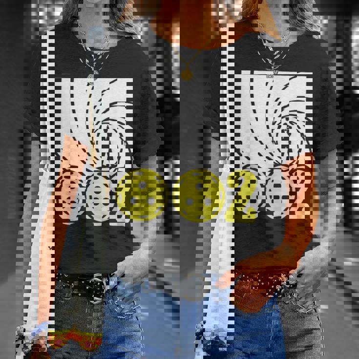 Pickleball 002 スパイパロディ 面白いピックルボールパドルプレーヤー Tシャツ 彼女への贈り物