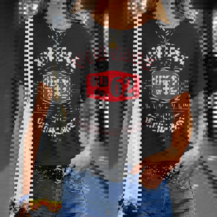 Vintage 1960 ヴィンテージ 1960年生まれ 62歳の誕生日ギフトアイデア 62歳 Tシャツ 彼女への贈り物
