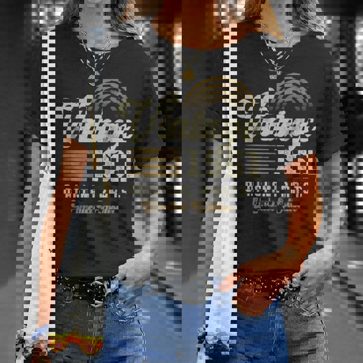 Vintage 1961 オリジナルパーツ 65歳の誕生日 Tシャツ 彼女への贈り物