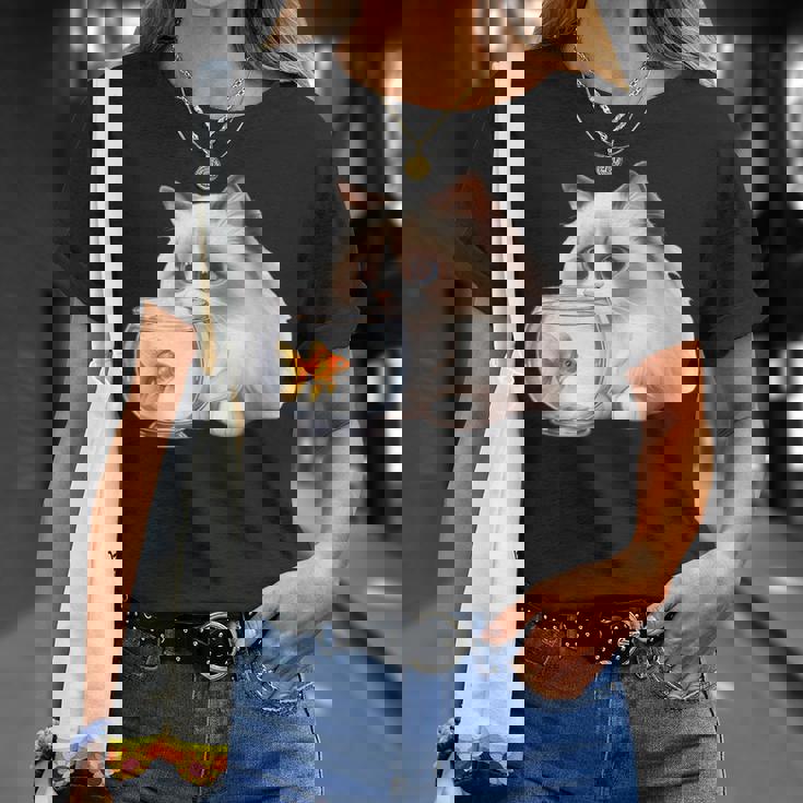 おさるのラグドール 猫と金魚 Tシャツ 彼女への贈り物