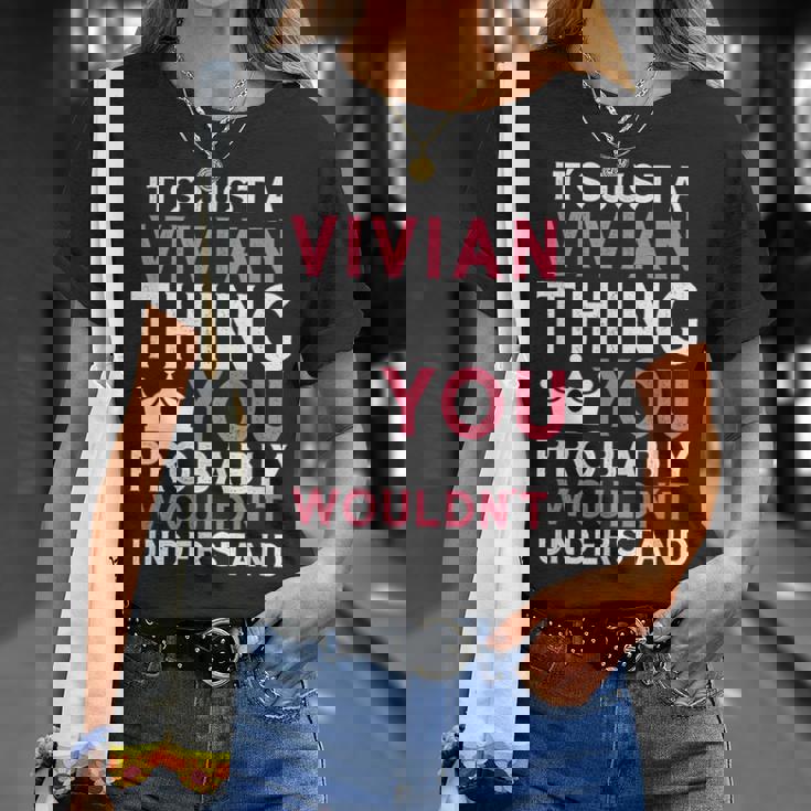 おそらく理解できないビビアンのものです Tシャツ 彼女への贈り物