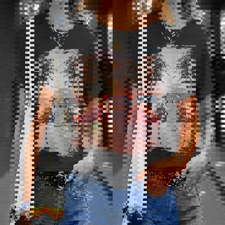 かわいいカラフルなフラミンゴヤシの木 Tシャツ 彼女への贈り物