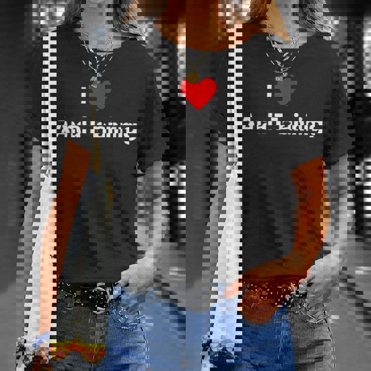 アナルトレーニングが大好き Tシャツ 彼女への贈り物