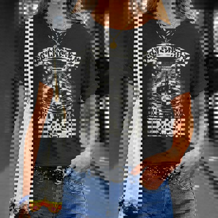 アライグマ ゴミに気を取られる アライグマ ゴミ男 Tシャツ 彼女への贈り物