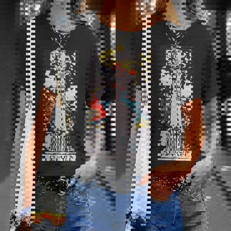 オリジナルのrider Waite Deckからのタワービンテージタロットカード Tシャツ 彼女への贈り物