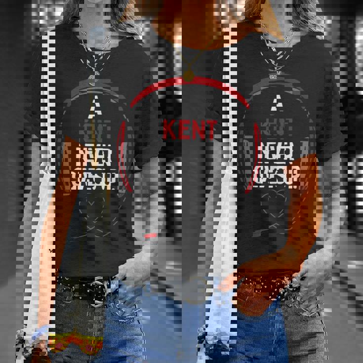 ゲーム用引用句「A Kent Never Gives Up」ヘッドセット パーソナライズ Tシャツ 彼女への贈り物